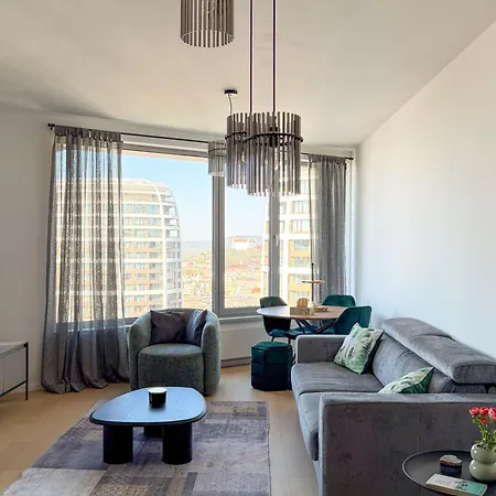 Skypark 26th Floor Epic Views Ac & Parking Apartmán *